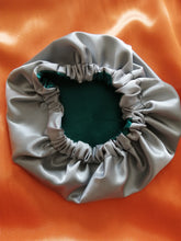Load image into Gallery viewer, Satin hair bonnet (reversible)
